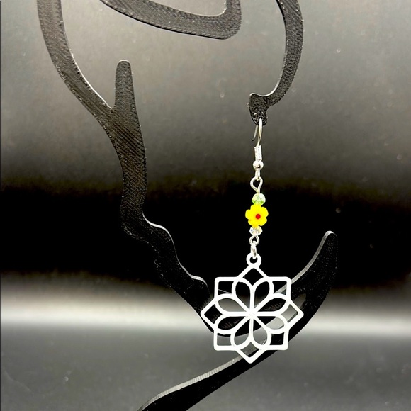 Silver Geometric Earrings with Yellow Flower Accents - Picture 4 of 6